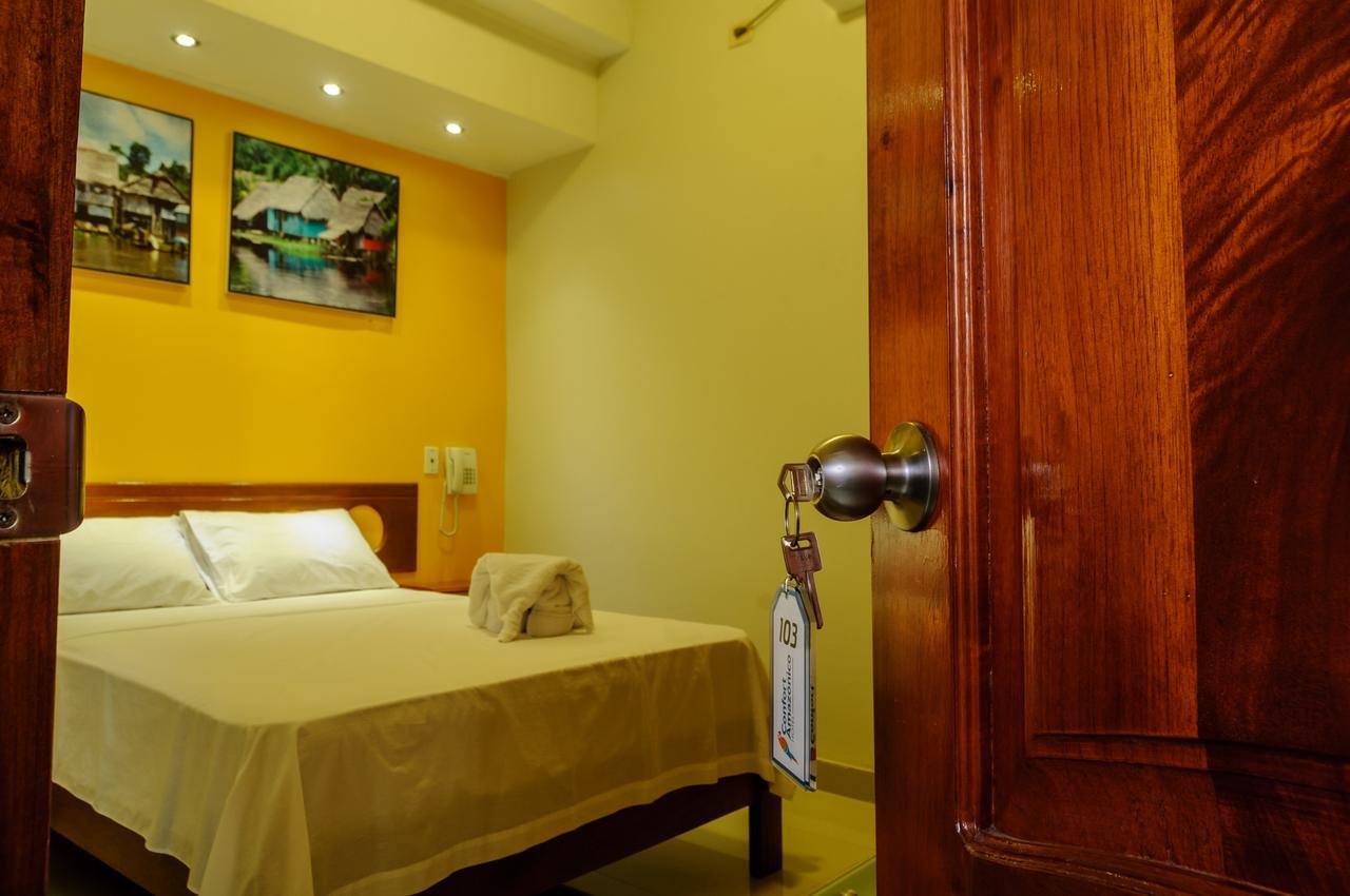 Hotel Confort Amazonico อีกีโตส ภายนอก รูปภาพ